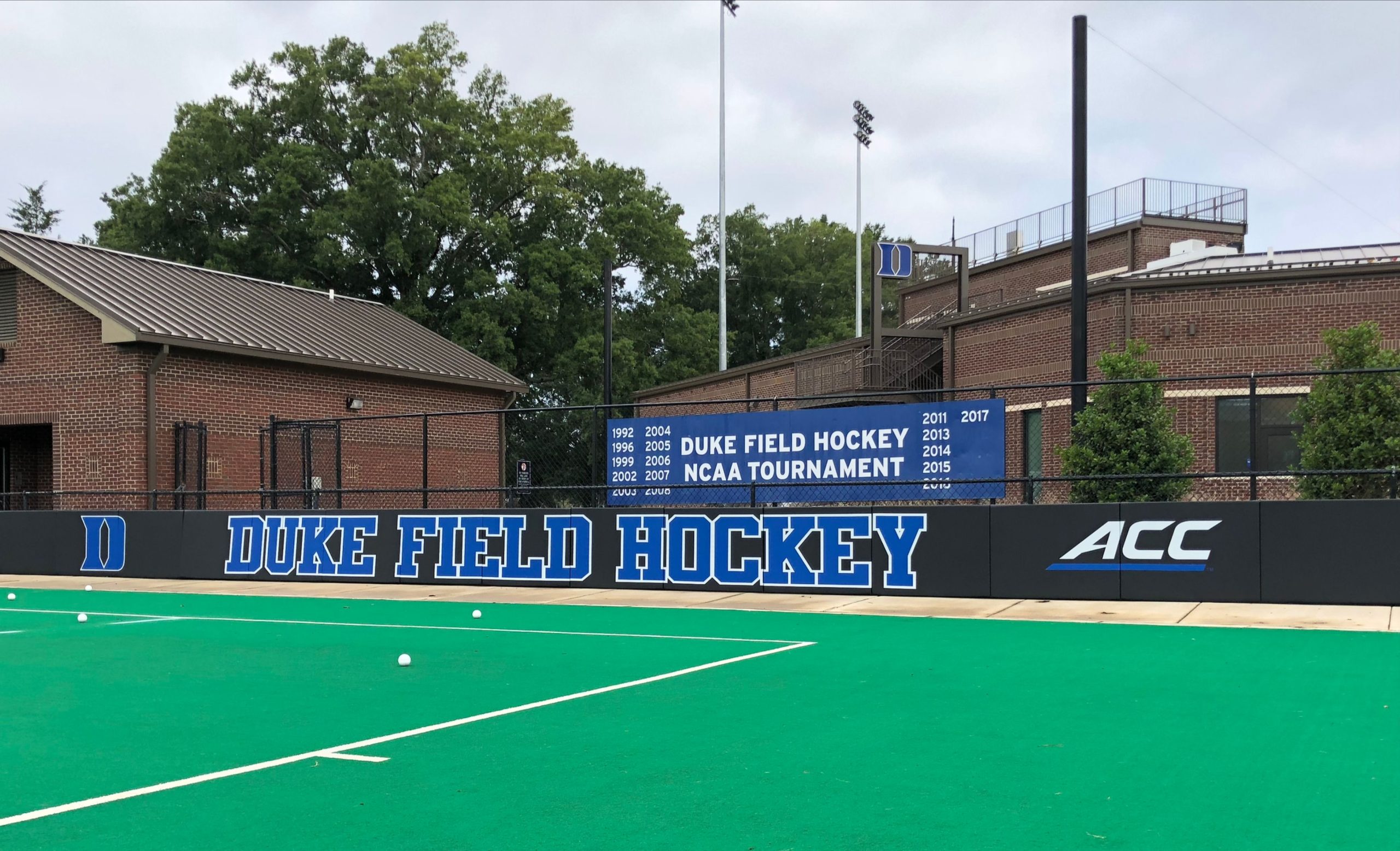 duke field hockey padding